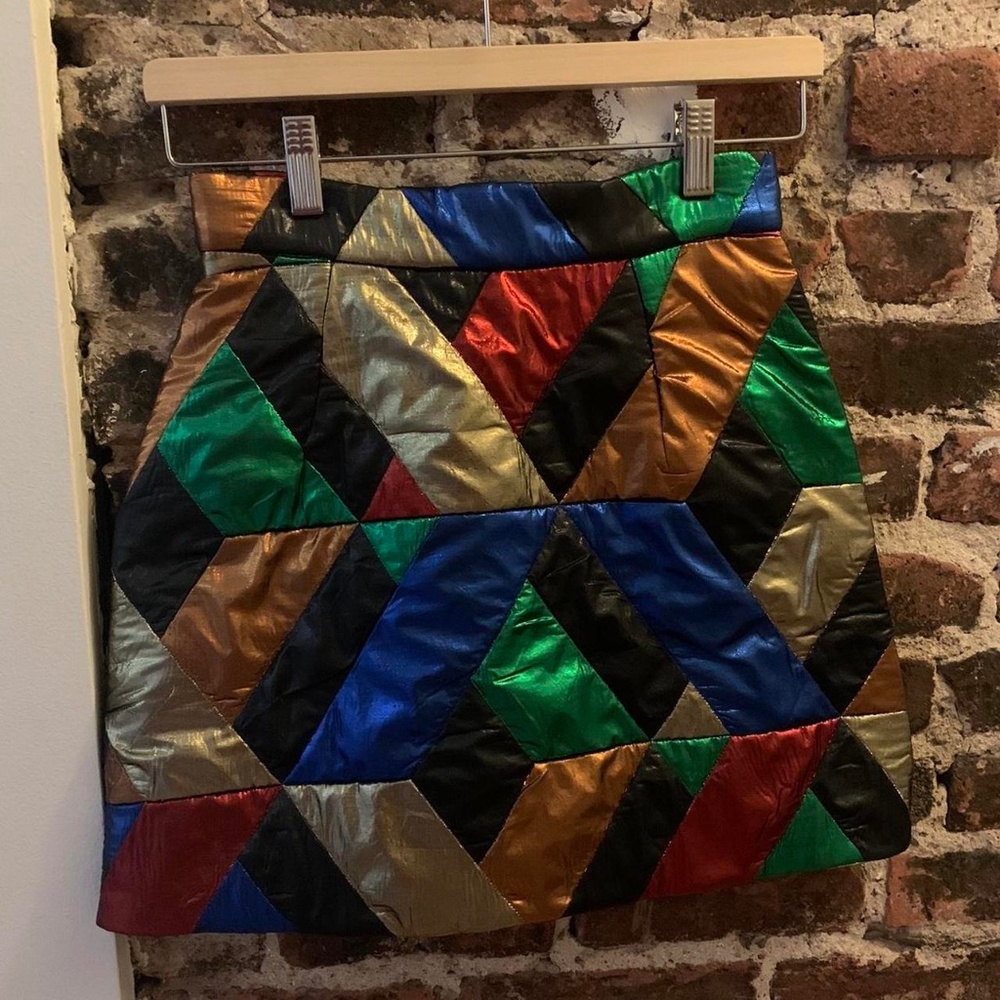 Suzanne Rae Skirt retails $380 new with tag Size 38